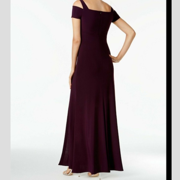 Women's Plum Long Evening Gown Size 14P - Picture 2 of 6